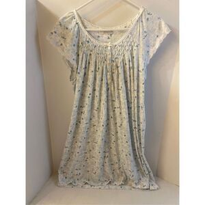 Miss Elaine Woman plus gown 1x white blue flowers rn #17414